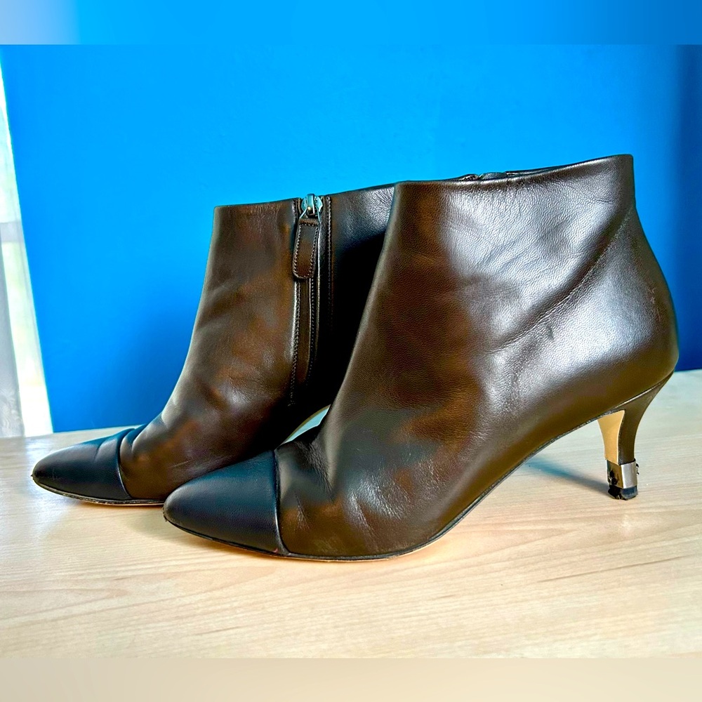 CHANEL Brown Heeled Calf Ankle Boots w/ Black Cap Toes, US Size 5